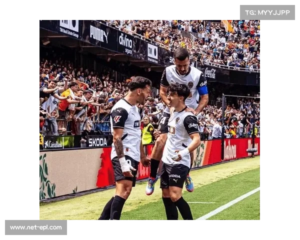 阿拉维斯高位逼抢战术，皇马中场伤停影响控球